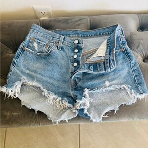 Levi's 501 cut-off shorts
